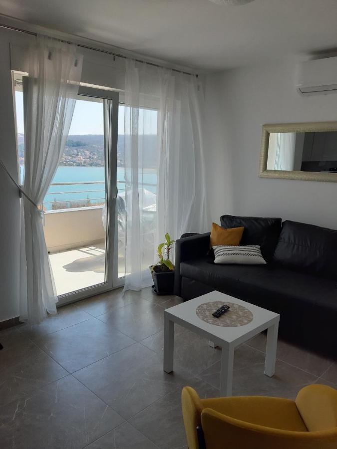 Gita Apartmani Cizici Exterior photo